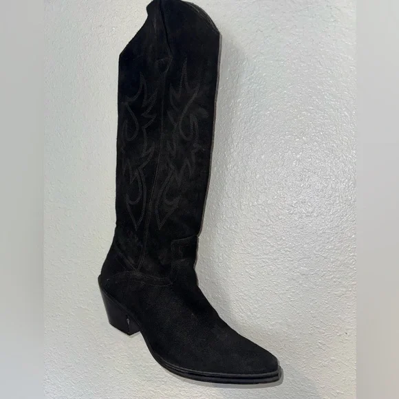 Zara Black Suede Women's Boots size 37 gently used - Picture 2 of 8